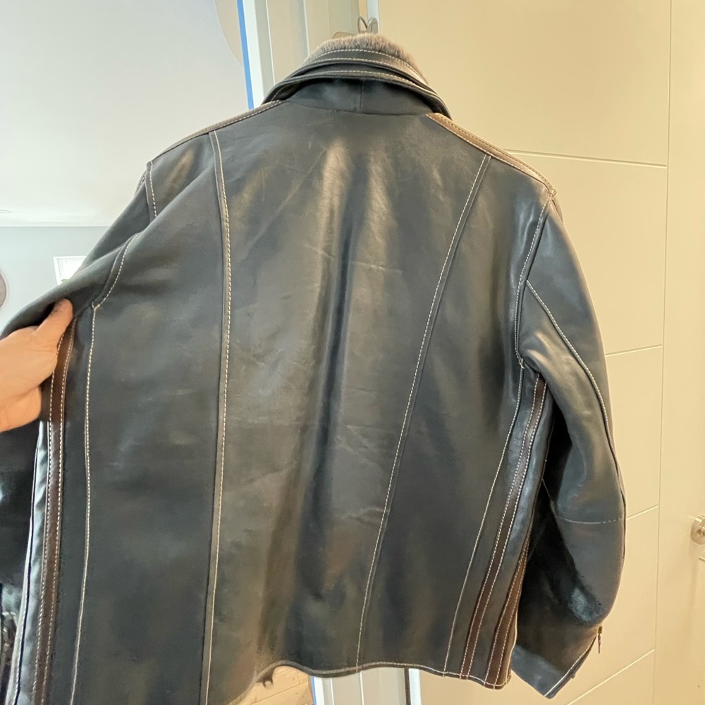 Leather jacket - Picture 12 of 14